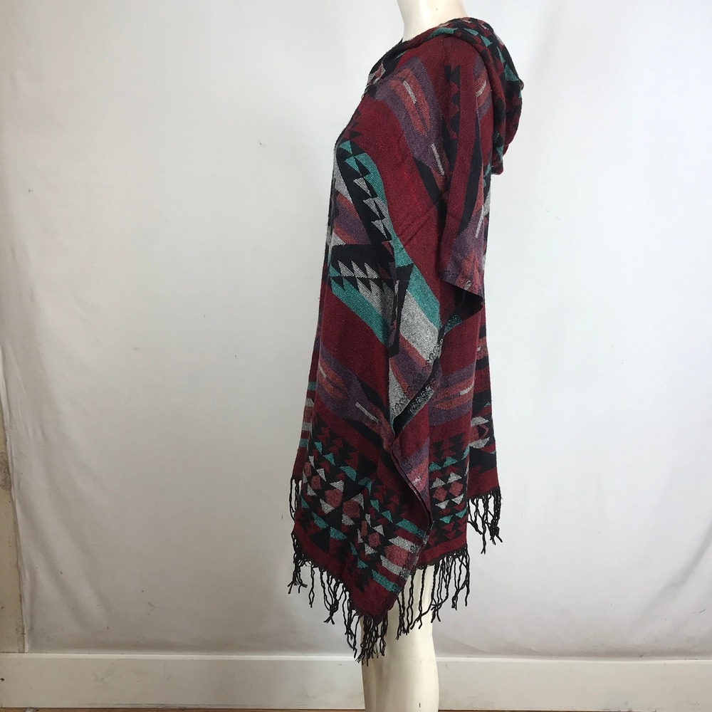 Women's Hooded Zip Poncho - Burgundy Aztec - Picture 6 of 8